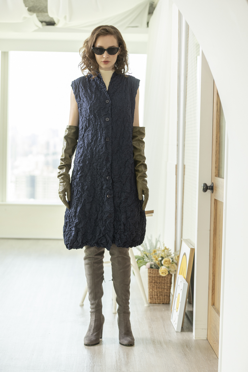 秋樹凜凜長版背心